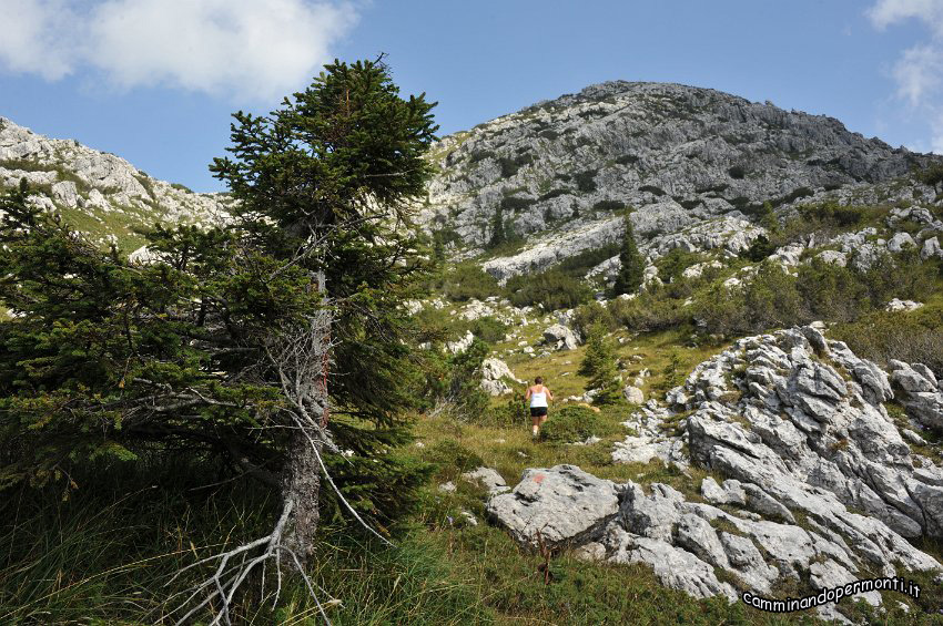 086 Periplo e vetta Monte Alben la Croce.JPG